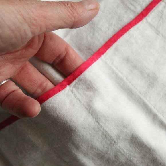 Vintage 1950s Silverware Holder, White And Red Fork Pocket, Kitchen Linens - Picture 10 of 13